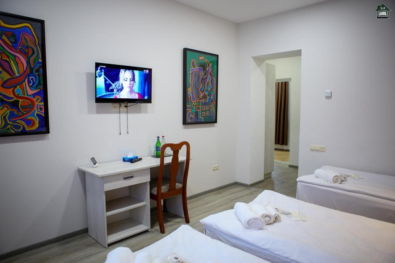 Guest House In Gyumri ภายนอก รูปภาพ