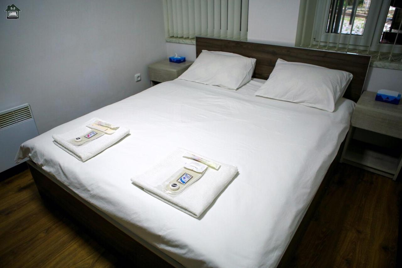 Guest House In Gyumri ภายนอก รูปภาพ