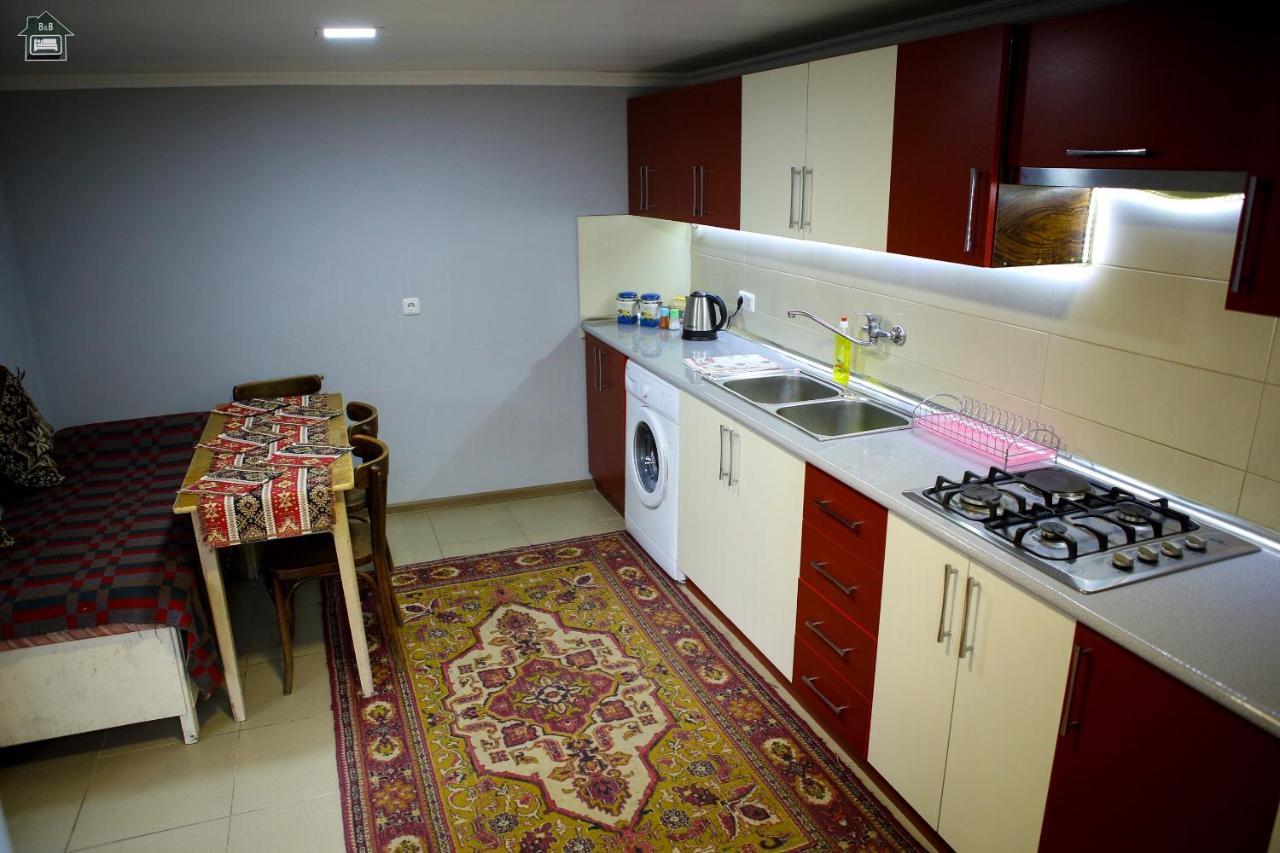 Guest House In Gyumri ภายนอก รูปภาพ
