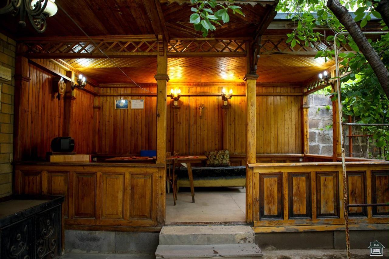 Guest House In Gyumri ภายนอก รูปภาพ